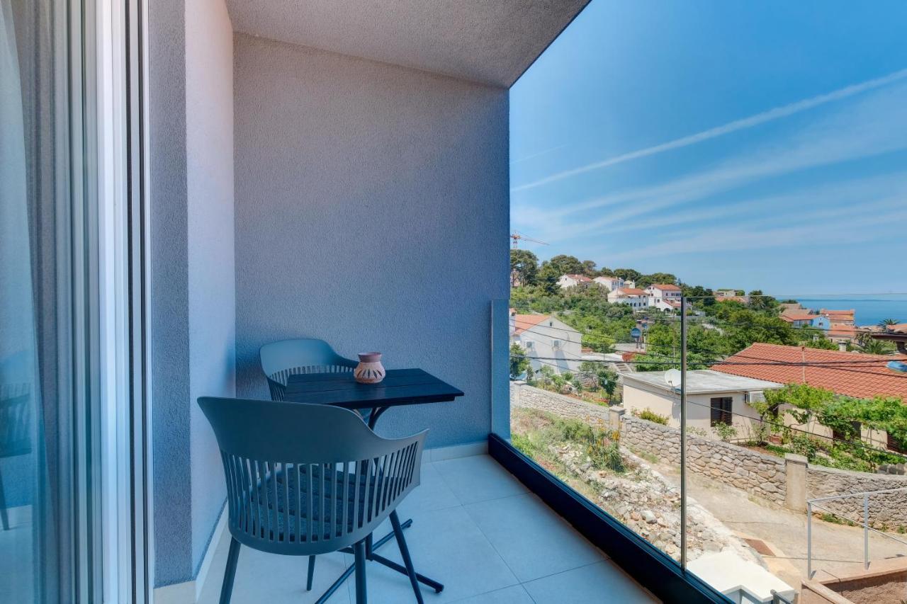 Apartments Hemetek Veli Losinj Bagian luar foto