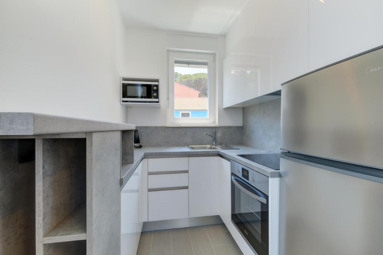 Apartments Hemetek Veli Losinj Bagian luar foto