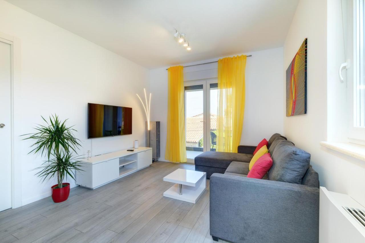 Apartments Hemetek Veli Losinj Bagian luar foto