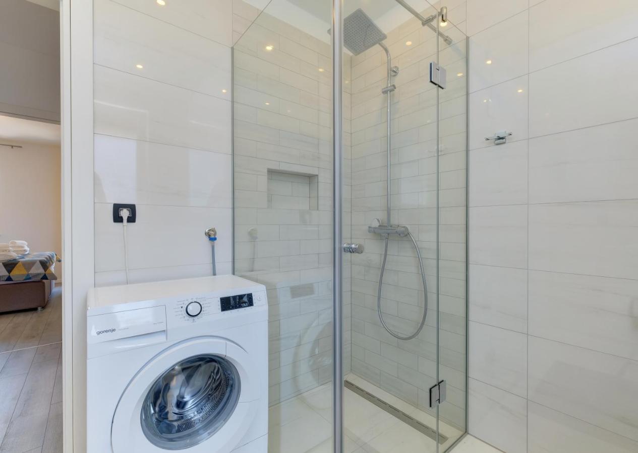 Apartments Hemetek Veli Losinj Bagian luar foto